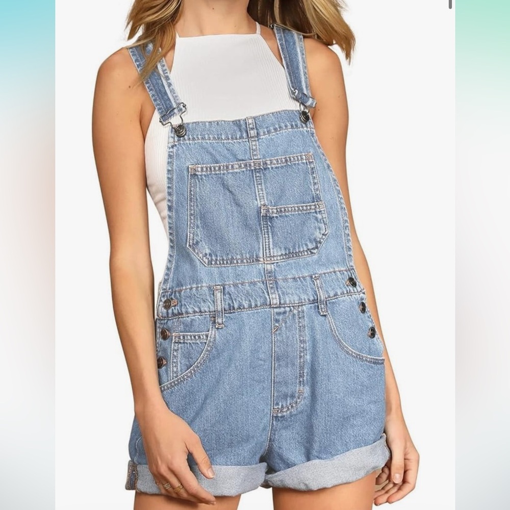 Light wash denim overall shorts